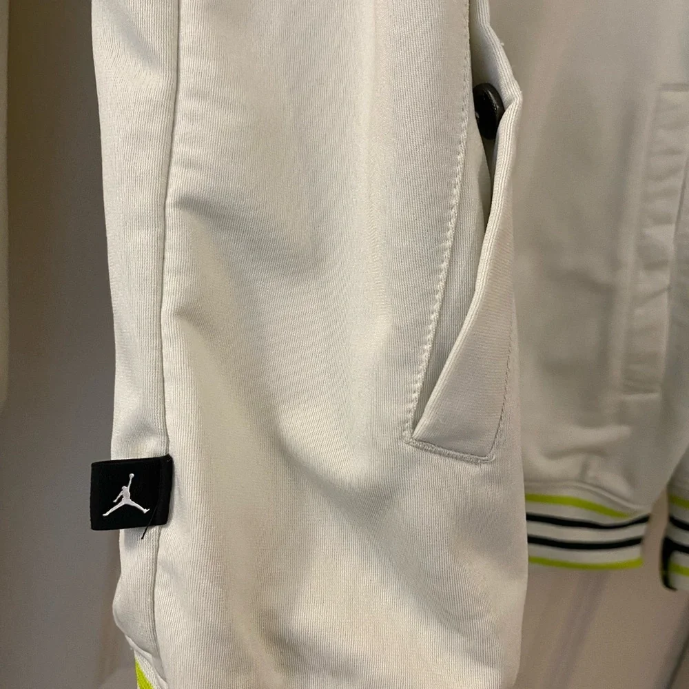 Jordan XXL Men's Y2K White and Neon Yellow Track Jacket